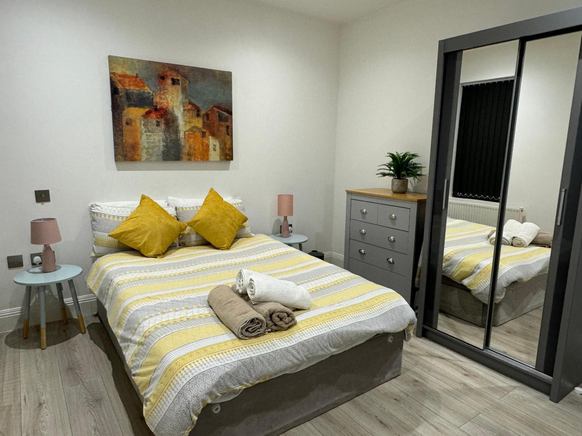 Heart Warming Getaway 1br 1ba Private Patio Appartement Londres